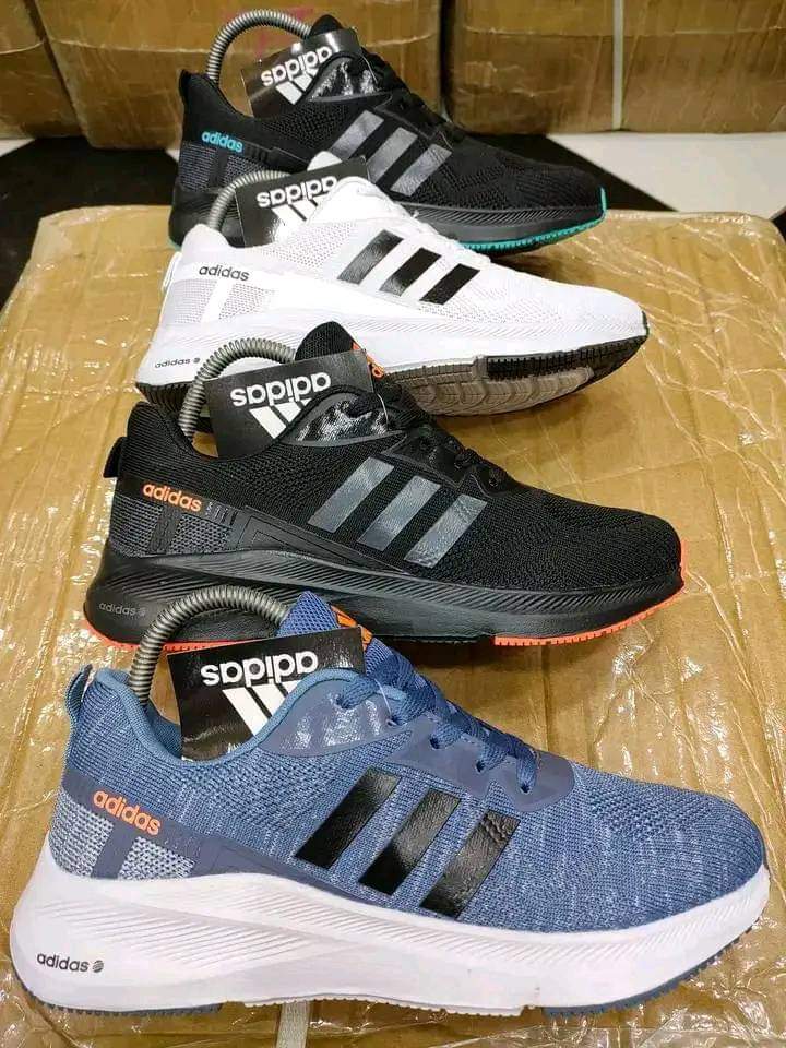 adidas-sport-sneakers-pallets-my-pallet-liquidation-center