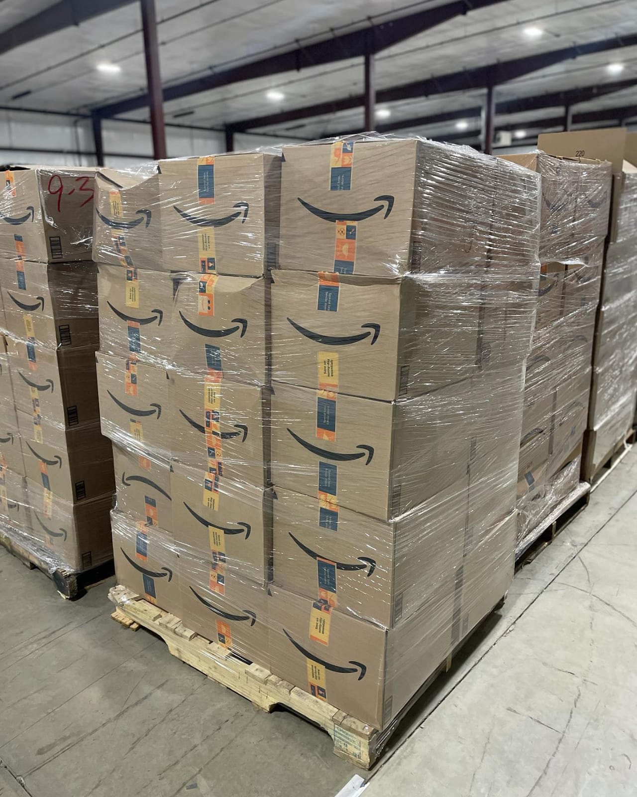buy-amazon-mystery-box-liquidation-pallets