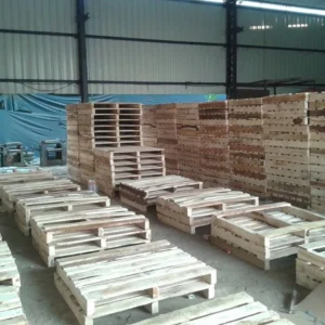 Treaton, 4 Way Wooden Pallets,